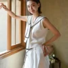 O1CN012hEatF22Xb59Rnwx4-2209697117130.jpg_q50.jpg_.webp 【航海千金】ELLE海军领披肩无袖小衫女2026夏新款设计感针织衫
