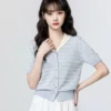 蓝色条纹针织短袖T恤女夏2026夏季新款镂空撞色V领打底衫短款上衣