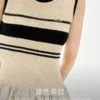 O1CN01JBP0nQ22Xb5L5PxD6-2209697117130.jpg_q50.jpg_.webp 【莫瑞花园】ELLE针织条纹连衣裙女装2026夏新款优雅a字背心裙子