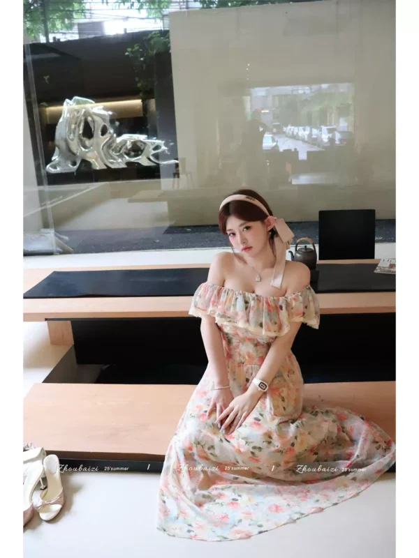 O1CN01JSw5Gq1Fz9jDA2rss_1107500557.jpg_q50.jpg_.webp 周白子夏季漂亮新款连衣裙女装裙子衣服高级好看法式碎花仙气度假