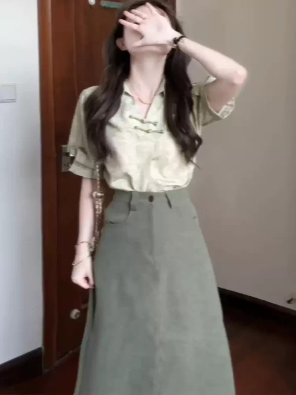 O1CN01SyYGr21nGuLrpoiC4_2261115063.jpg_q50.jpg_.webp 夏季女装2026新款大方得体穿搭一整套巨好看新中式国风套装半身裙