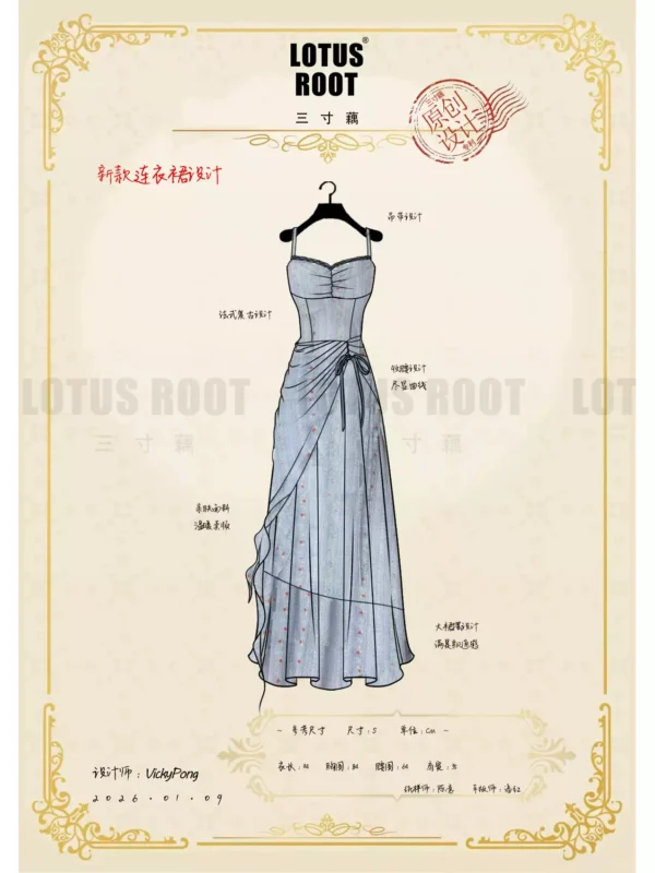 O1CN01W3dbBq1qss5OkD5Vj_1019175552.jpg_q50.jpg_.webp 三寸藕【暮色苍蓝】海边度假蓝色吊带连衣裙夏季不规则巨好看裙子