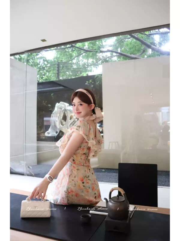O1CN01bfODBX1Fz9fLTiKW3_1107500557.jpg_q50.jpg_.webp 周白子夏季漂亮新款连衣裙女装裙子衣服高级好看法式碎花仙气度假