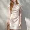 O1CN01bvsIk32JbZzbwGAeM_3906869440.jpg_q50.jpg_.webp it b+ab法式连衣裙女褶皱收腰简约高级感2026夏季漂亮短款小裙子