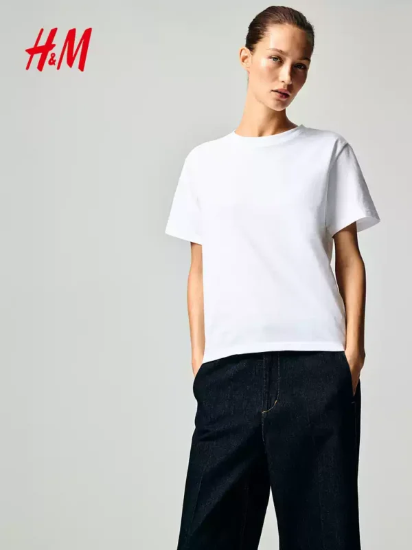 O1CN01pgE3Ou1UUDDg8XPxe-3676232520.jpg_q50.jpg_.webp HM女装T恤2026夏季新款棉质圆领美式微落肩时尚条纹短袖0963662