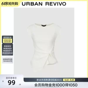 O1CN01sTHkoE2FYaxMtAwSM_2104668892.jpg_q50.jpg_.webp UR2026夏季新款女装气质一字领肌理感扭结不规则T恤UWM460128