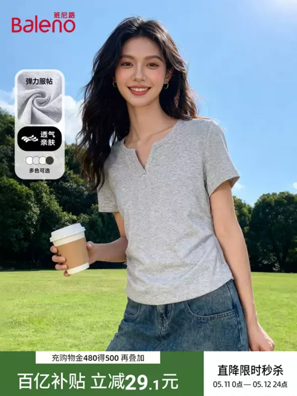 O1CN01sczjsV1xfm53xpqA7_2456386471-0-picasso.jpg_q50.jpg_.webp 班尼路灰色v领正肩t恤女短袖2026夏季新款特别漂亮掐腰短款上衣H